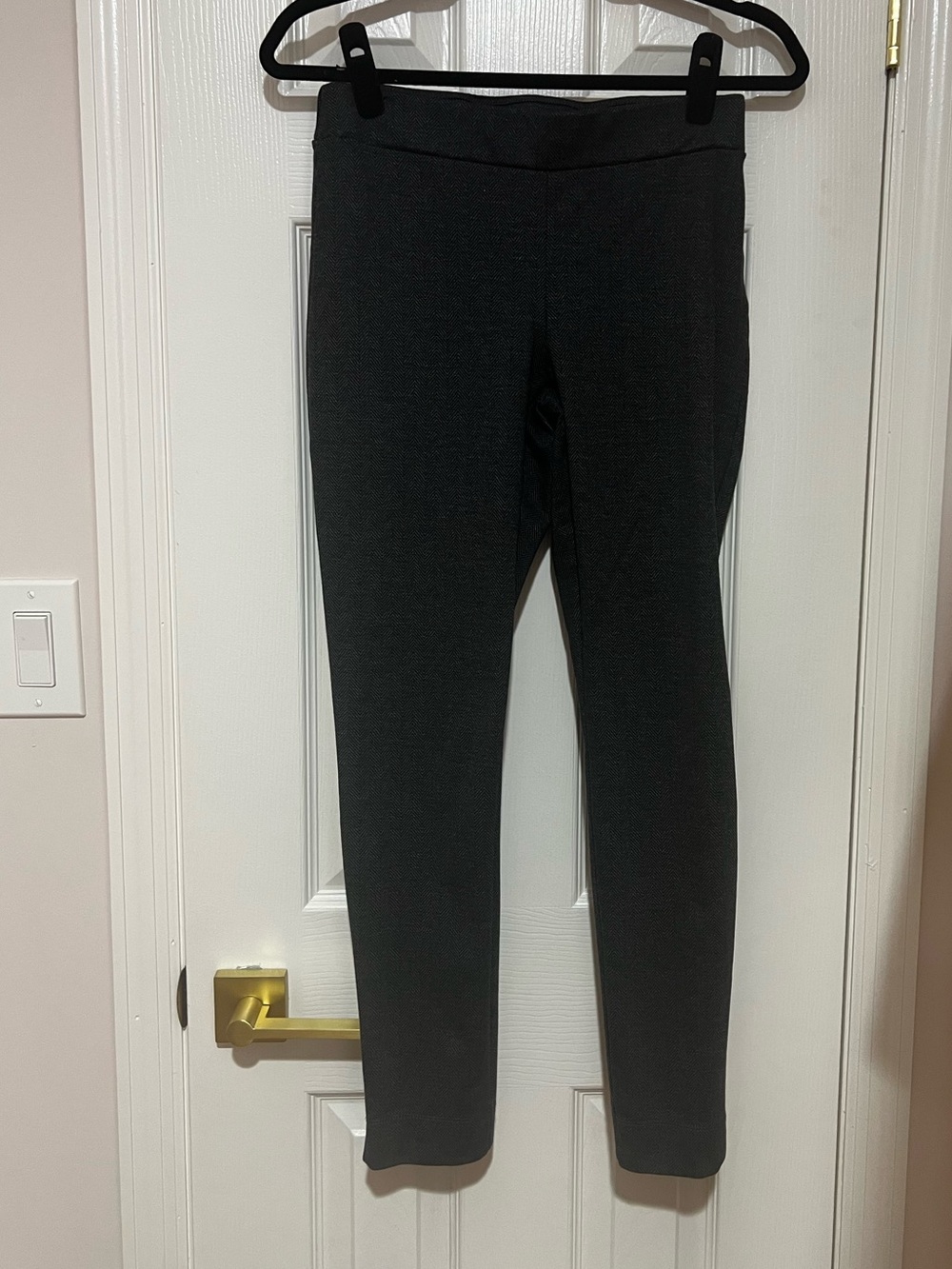 Ellen Tracy S Gray Herringbone Trouser Pants